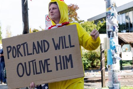 tagreuters.com2025binary_LYNXNPEL8R05R-VIEWIMAGE