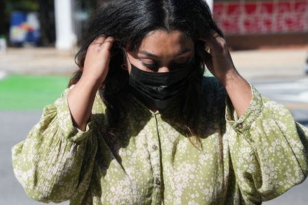 tagreuters.com2025binary_LYNXNPEL9D0L6-VIEWIMAGE