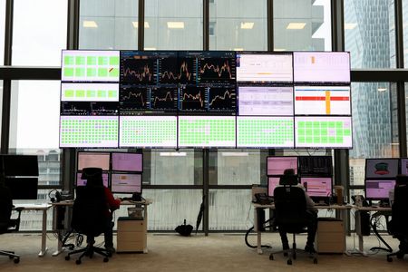 tagreuters.com2025binary_LYNXNPEL2U066-VIEWIMAGE