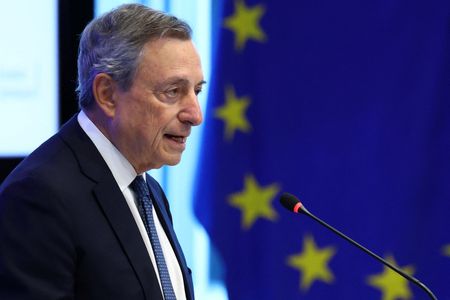 tagreuters.com2025binary_LYNXNPEL8F0GA-VIEWIMAGE