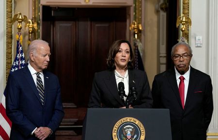 tagreuters.com2023binary_LYNXMPEJ6O0TN-VIEWIMAGE