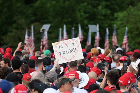 tagreuters.com2024binary_LYNXMPEK4M0WU-VIEWIMAGE