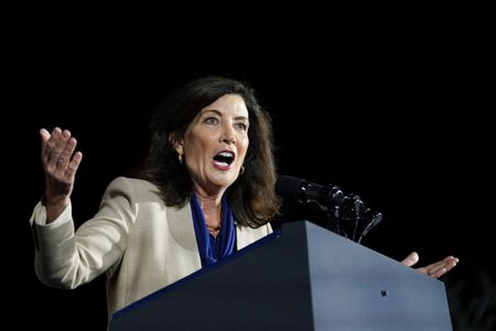 tagreuters.com2024binary_LYNXNPEK1G01D-VIEWIMAGE