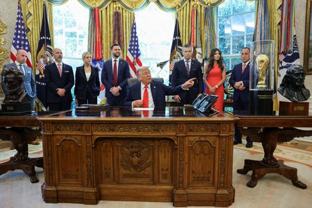 tagreuters.com2025binary_LYNXMPEL7O0M2-VIEWIMAGE