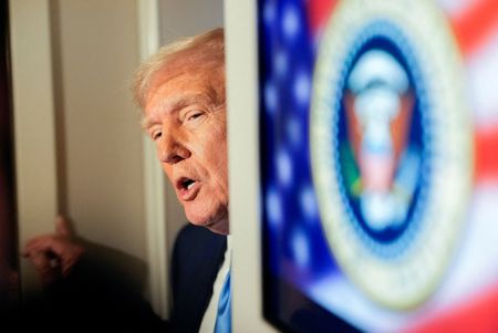 tagreuters.com2025binary_LYNXNPEL360HG-VIEWIMAGE