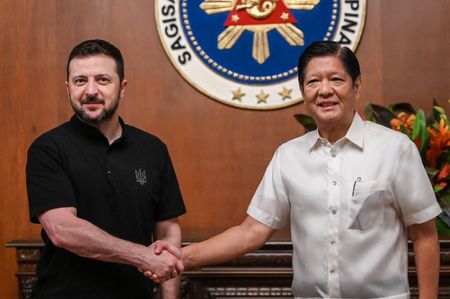 tagreuters.com2024binary_LYNXMPEK5203B-VIEWIMAGE