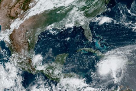 tagreuters.com2024binary_LYNXMPEK6A0P7-VIEWIMAGE