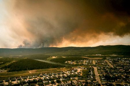 tagreuters.com2024binary_LYNXMPEK6F0QR-VIEWIMAGE