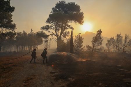 tagreuters.com2024binary_LYNXMPEK7B04L-VIEWIMAGE