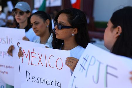 tagreuters.com2024binary_LYNXMPEK7M0RN-VIEWIMAGE