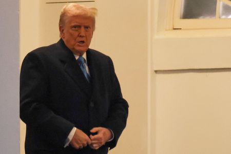 tagreuters.com2025binary_LYNXMPEL110C9-VIEWIMAGE