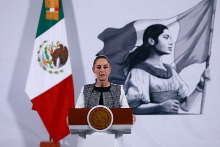 tagreuters.com2025binary_LYNXMPEL3F0OE-VIEWIMAGE