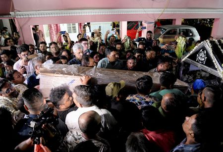 tagreuters.com2025binary_LYNXMPEL3M14Z-VIEWIMAGE