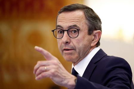 tagreuters.com2025binary_LYNXMPEL480OR-VIEWIMAGE