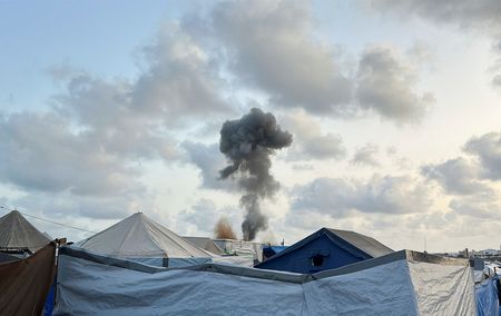 tagreuters.com2025binary_LYNXMPEL4I0D6-VIEWIMAGE