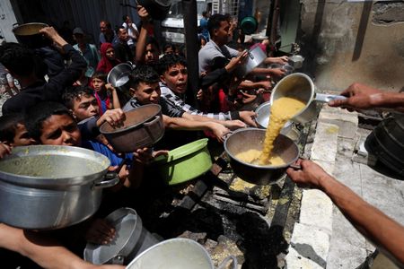 tagreuters.com2025binary_LYNXMPEL4I0N7-VIEWIMAGE