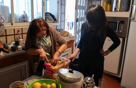 tagreuters.com2025binary_LYNXMPEL6K0BW-VIEWIMAGE