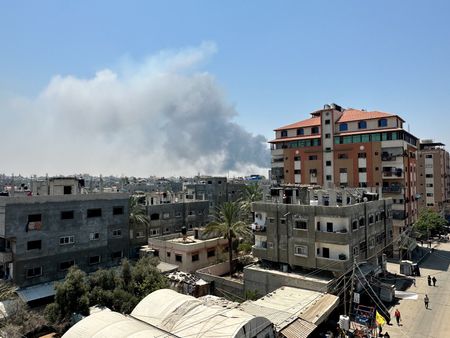 tagreuters.com2025binary_LYNXMPEL6K0HT-VIEWIMAGE