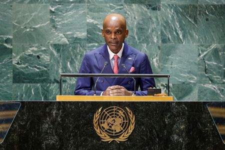 tagreuters.com2025binary_LYNXMPEL6S126-VIEWIMAGE