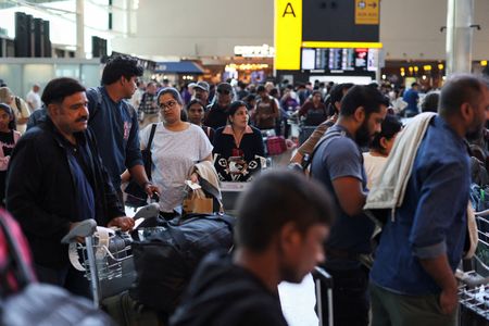 tagreuters.com2025binary_LYNXMPEL6T10D-VIEWIMAGE