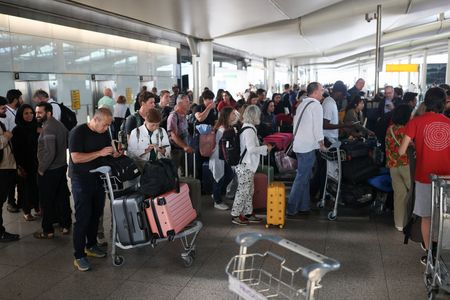 tagreuters.com2025binary_LYNXMPEL6T112-VIEWIMAGE