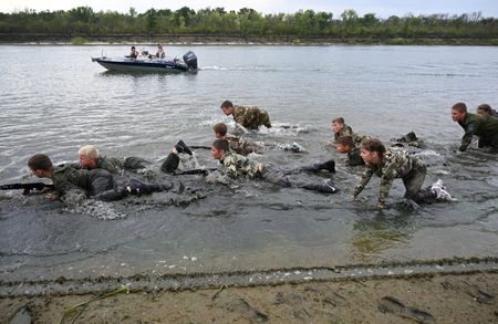 tagreuters.com2025binary_LYNXMPEL7L0FB-VIEWIMAGE