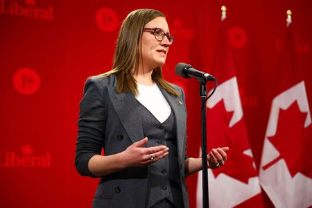 tagreuters.com2025binary_LYNXNPEL1O037-VIEWIMAGE