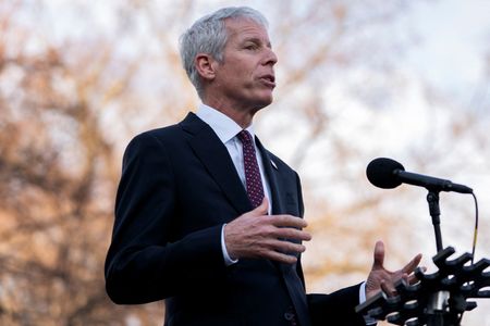 tagreuters.com2025binary_LYNXNPEL260MZ-VIEWIMAGE