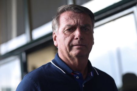 tagreuters.com2025binary_LYNXNPEL2O04S-VIEWIMAGE