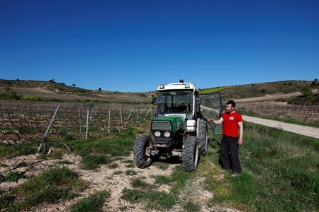 tagreuters.com2025binary_LYNXNPEL310P9-VIEWIMAGE