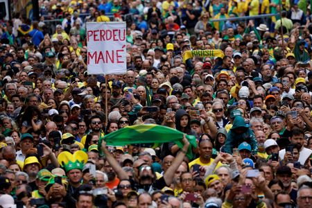 tagreuters.com2025binary_LYNXNPEL350CC-VIEWIMAGE