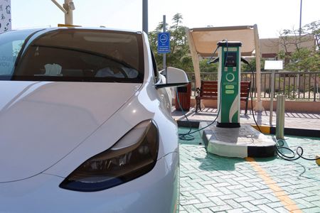 tagreuters.com2025binary_LYNXNPEL39145-VIEWIMAGE