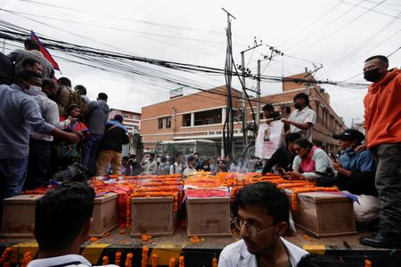 tagreuters.com2025binary_LYNXNPEL8F0FQ-VIEWIMAGE