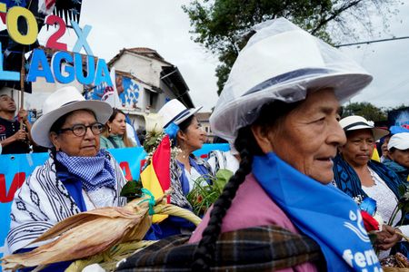 tagreuters.com2025binary_LYNXNPEL8F13P-VIEWIMAGE