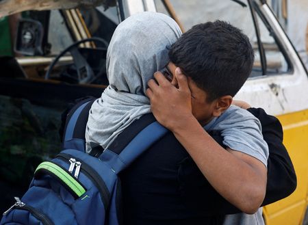 tagreuters.com2025binary_LYNXNPEL8R04Q-VIEWIMAGE