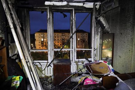 tagreuters.com2025binary_LYNXNPEL9904W-VIEWIMAGE